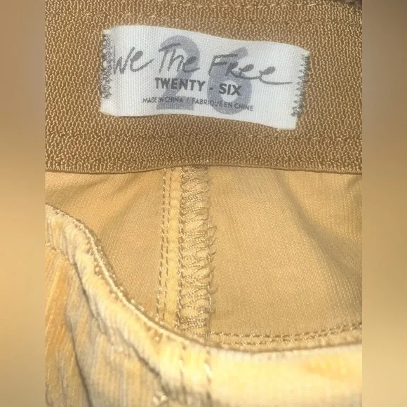 We The Free / Free People Pull On Corduroy Flare Bell Bottom Pant Hayloft Yellow - Picture 4 of 5